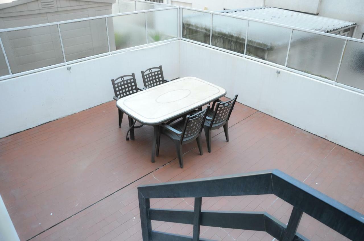 Portoshelter Apartamento Exterior foto